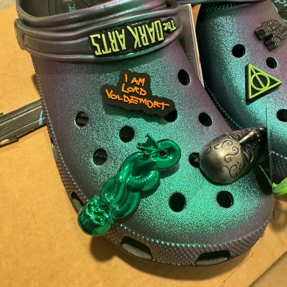 Harry Potter Dark Arts Crocs - Picture 3 of 3
